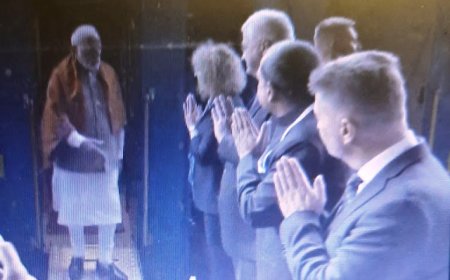 PM Modi Greeted With Namaste In Ukraine