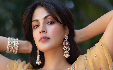 'Supreme' Relief To Rhea Chakraborty In Sushant Rajput Case