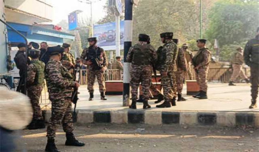 Grenade attack at Sunday market in Srinagar, 12 injured