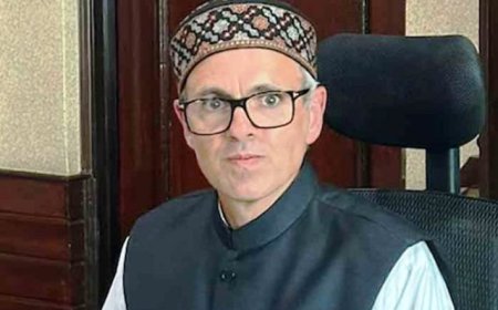 Omar Abdullah trolls AAP-Congress over Delhi debacle: 'Aur lado aapas mein'