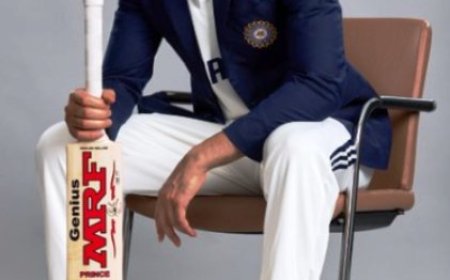 Fans criticised Shubhman Gill for labeling bat with "Prince"